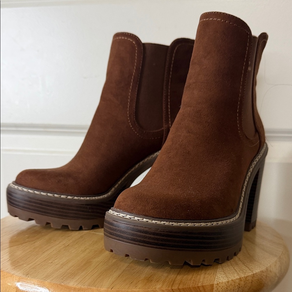 Madden Girl Brown Chunky Heeled Boots - Picture 2 of 5